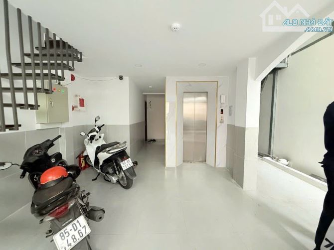 TOÀ CHDV VIP KHU HOÀNG SA  - NGANG KHỦNG 6M - 5 TẦNG - THANG MÁY - 16 PHÒNG - 16.x TỶ - 3