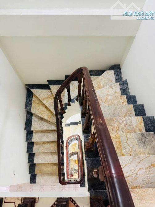 Bán Nhà Phố Trần Hưng Đạo - Gần Viện 108 - Tầm Nhìn Tương Lai - Gần Phố 40m Ra Đường Ô Tô - 3
