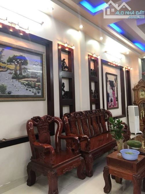 3 TẦNG HẺM ĐẸP XE HƠI VÀO NHÀ NGUYỄN ẢNH THỦ TRUNG MĨ TÂY SANG CHẢNH KHU NHÀ GIÀU - 3
