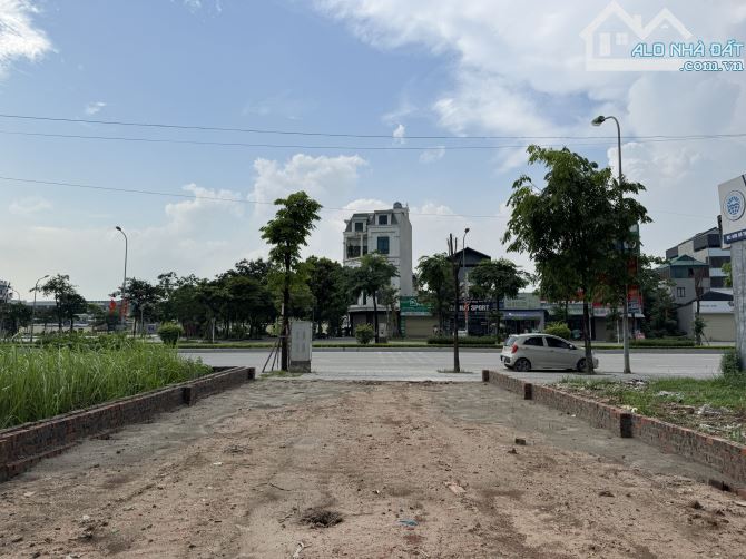 Bán mảnh đất 129m2 liền kề kinh doanh đẹp đường Lê Hữu Tựu,KĐT Nguyên Khê,Đông Anh,Hà Nội - 3