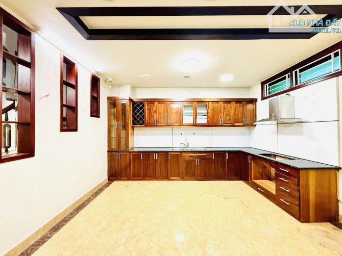 NHÀ PHÂN LÔ VIP NGÕ 61 LẠC TRUNG Ô TÔ TRÁNH VỈA HÈ MẶT TIỀN BỀ THẾ GIÁ TỐT NHẤT KHU VỰC - 3