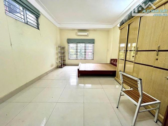 Bán nhà Lê Quang Đạo 35m²x 5T - KD - Lô Góc - Ô tô gần -Full Nt ở ngay - giá chỉ 6,9 tỷ. - 3