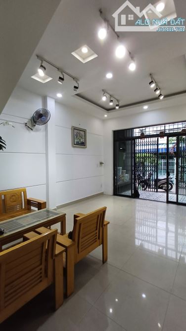 Bán nhà kiệt Nguyễn Văn Thoại – 44.1m2 – 3 tầng – Gần biển Mỹ Khê – Khu Tây sầm uất - 3