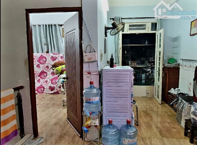 Bán nhà Lò Gốm gần mặt mặt tiền ( 6,5 X 10 ) 3 tầng đúc 3pn sổ vuông chỉ 6 tỷ. - 3