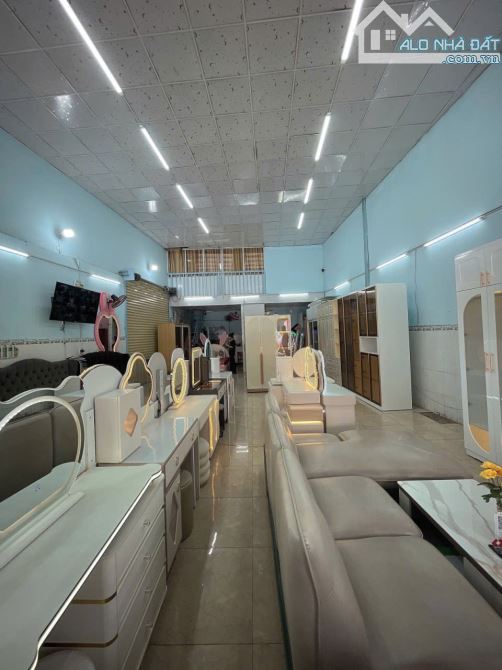 Bom Tấn Mặt tiền Kinh Doanh Tân Kỳ Tân Quý 200m2 ngang gần 14m cực đẹp 32 tỷ - 3