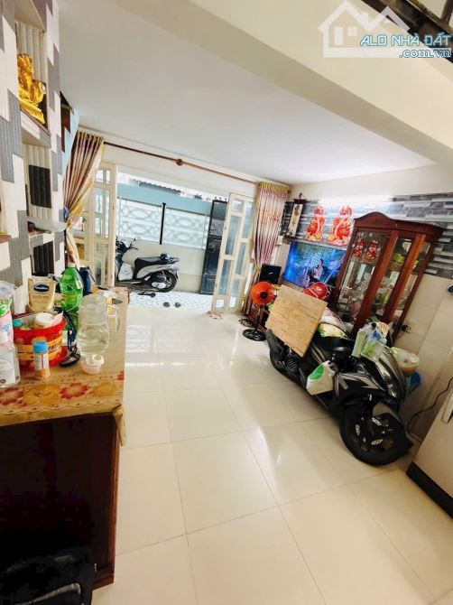 💓 SIÊU PHẨM – DÒNG TIỀN – GIÁP MẶT TIỀN HUỲNH TẤN PHÁT – QUẬN 7 🏠 DT:(27m²) giá chỉ 3.4 - 3
