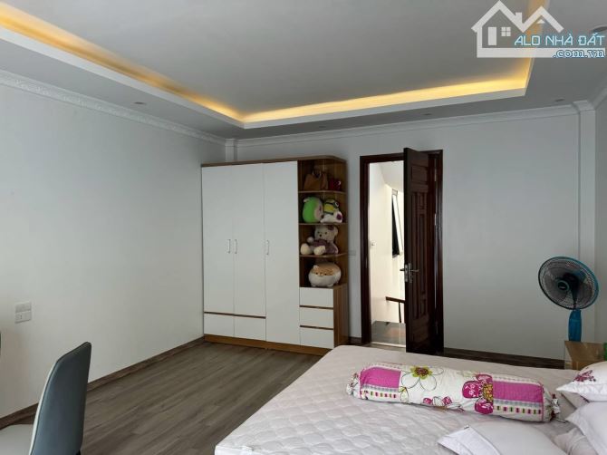 Cần bán nhà phố Xuân Thuỷ Cầu giấy 38m2 6 tầng 4m mặt tiền - 4