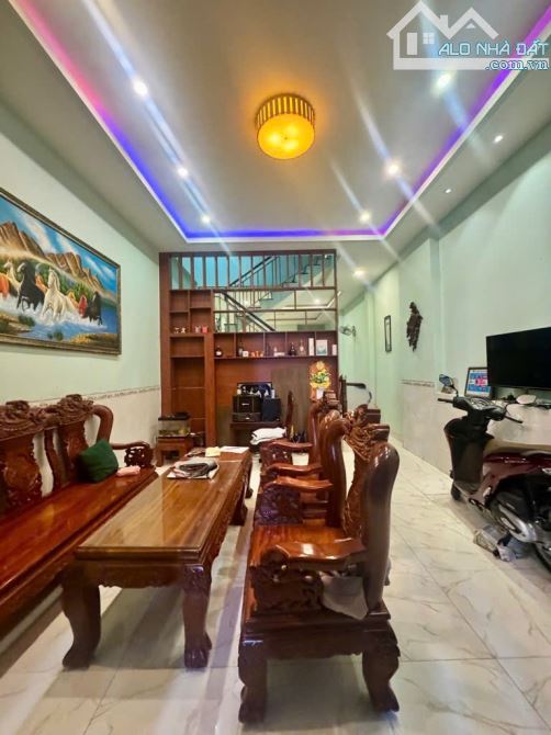 Bán gấp nhà Chính chủ ở Thạnh Xuân 38, 2 TẦNG (4.5X19),Hẻm XH8m, giá 5ty2 - 4