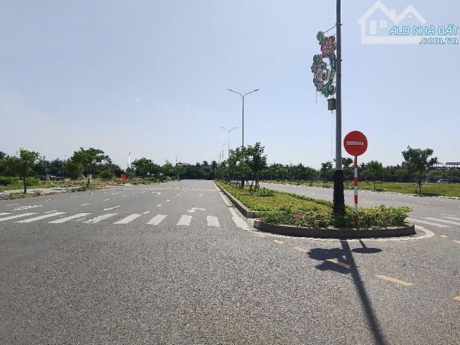 Bán lô đất 600m2 2 mặt tiền Minh Mạng cách biển 1 block cực VIP chỉ 45 tỷ - 4