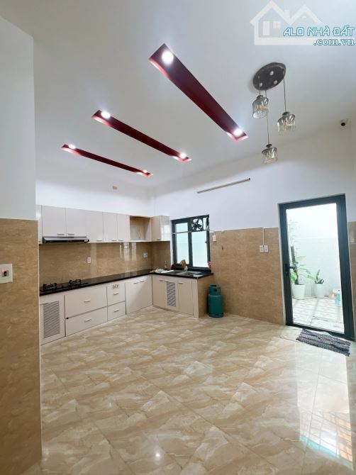 Nhà 3 tầng đẹp trung tâm Thanh Khê, đường Yên Khê 2 - 4