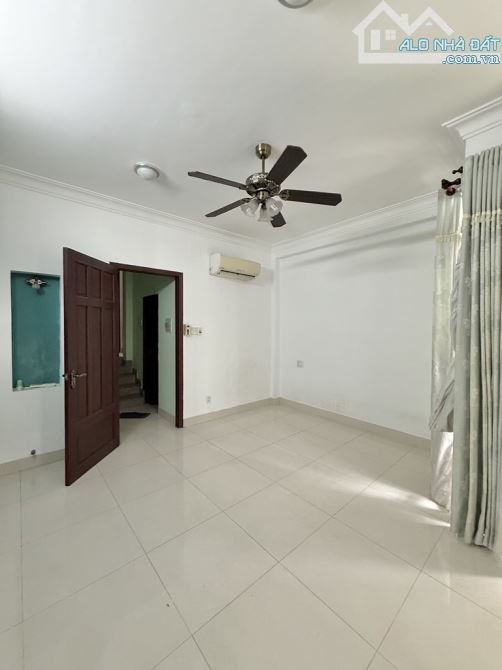 MẶT TIỀN HOA LAN KHU VIP NHẤT ĐƯỜNG HOA, PHAN XÍCH LONG - 5 TẦNG - NGANG HƠN 4M - 18.3 TỶ - 4