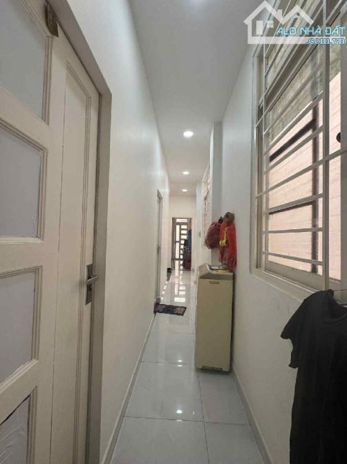 NGAY VÒNG XOAY PHÚ LÂM - HẺM XE HƠI THÔNG, GẦN MT ĐƯỜNG BÀ HOM, NHÀ 4 TẦNG ĐÚC KIÊN CỐ - N - 4
