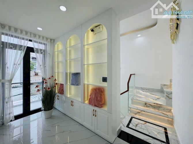 Nhà Phố Quận 7 - Ngang Khủng 8m - Chỉ 8 Tỷ Hơn - 4