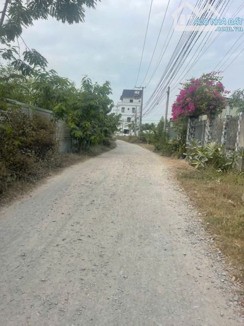 Bán gấp đất nhà vườn Nhơn Trạch giá rẻ 3tr/m. Mặt tiền đường.SR chính chủ.GỌI NGAY 24/24h - 4