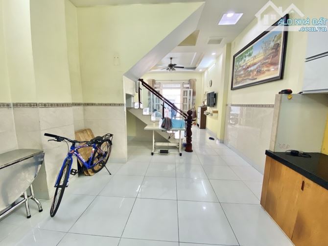 Bán nhà Nguyễn Thái Sơn, Phường 4, Gò Vấp, 4 tầng, 51m², hẻm ô tô, 7.5 tỷ - 4