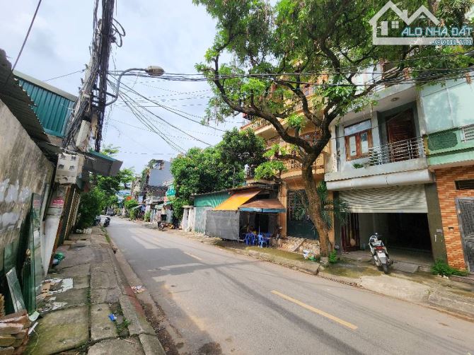 GIẢM CỰC SỐC 650tr_Mặt Phố- Trung Tâm Thúy Lĩnh- 2 tầng xã 50m- Ở Kinh Doanh Tấp Nập - 4