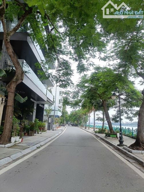 BÁN NHÀ PHỐ TỪ HOA, VIEW HỒ TÂY, CĂN HỘ DÒNG TIỀN ĐỈNH CAO, DT 112M2* MT 8.4M*  GIÁ 45 TỶ - 4