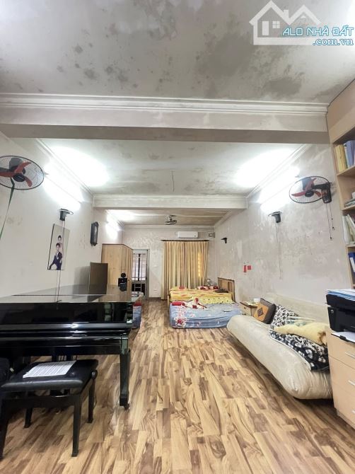 Bán nhà phân lô ngõ 238 Hoàng Quốc Việt – Sổ 61m*5 tầng, 2 thoáng, gara ô tô – Giá 21.5 tỷ - 4
