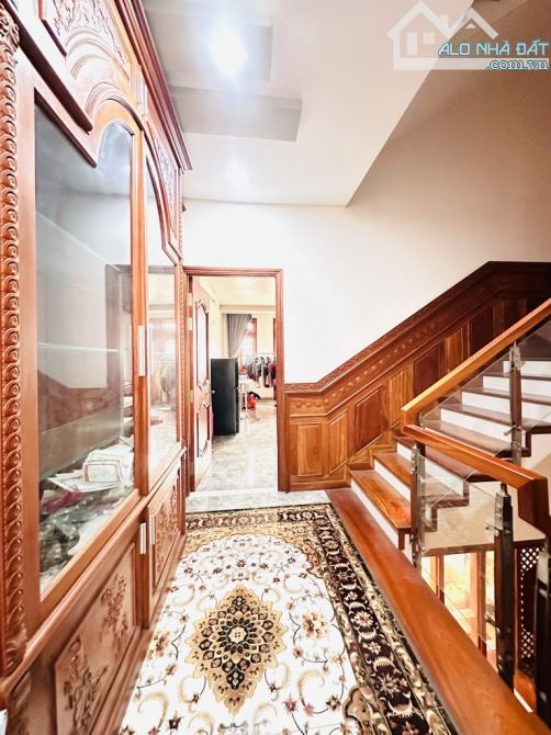 BÁN GẤP BIỆT THỰ ĐẸP, TRUNG MỸ TÂY 19, TẶNG NỘI THẤT, QUẬN 12, DT 125M2(5.1 × 25), GIÁ RẺ - 4