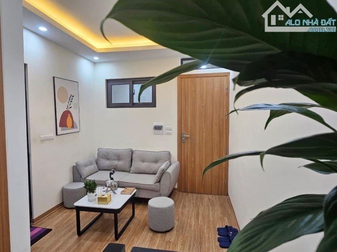 Bán Toà CCMN Phố Kim Mã, Giang Văn Minh Ba Đình DT 213M 9T, 45PN KD 300Tr/Tháng.