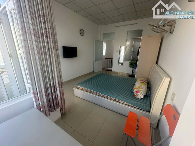 Bán nhà cấp 4 mặt tiền đường Bạch Đằng đoạn Ngô Thời Nhiệm, chiều ngang 8,3m khu phố Hàn - 5
