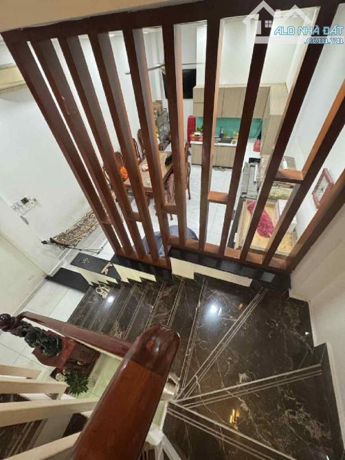 NGAY VÒNG XOAY PHÚ LÂM - HẺM XE HƠI THÔNG, GẦN MT ĐƯỜNG BÀ HOM, NHÀ 4 TẦNG ĐÚC KIÊN CỐ - N - 5