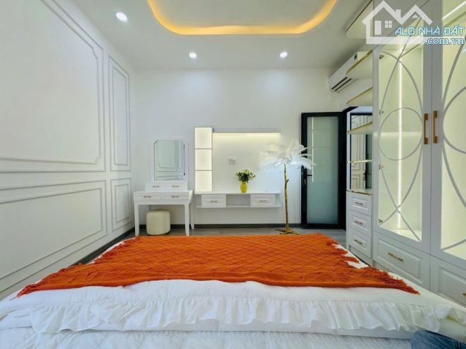 Nhà Phố Quận 7 - Ngang Khủng 8m - Chỉ 8 Tỷ Hơn - 5