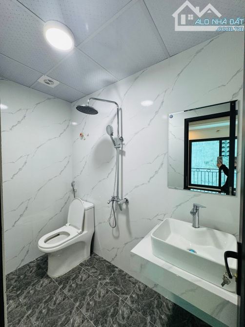 BÁN NHÀ DÒNG TIỀN VĨNH TUY HAI BÀ TRƯNG 73m 5 TẦNG MẶT TIỀN 4.8m