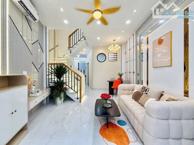 VK CK Chú 3 cần tiền gấp cần bán nhà đường Mai Thị Lựu,Quận 1. Giá 6tỷ350.Sổ hồng riêng. - 4