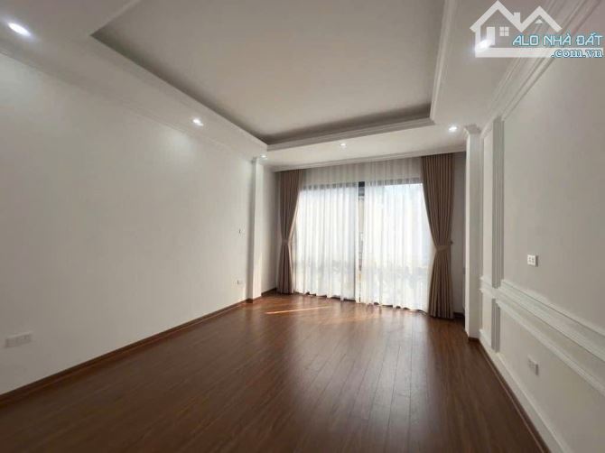 GIẢM CHÀO SỐC🔥 NHÀ MỚI ĐẸP XUÂN LA- 14,2 TỈ CÒN 13,5 Tỉ- DÂN XÂY- NGAY HỒ TÂY - 5