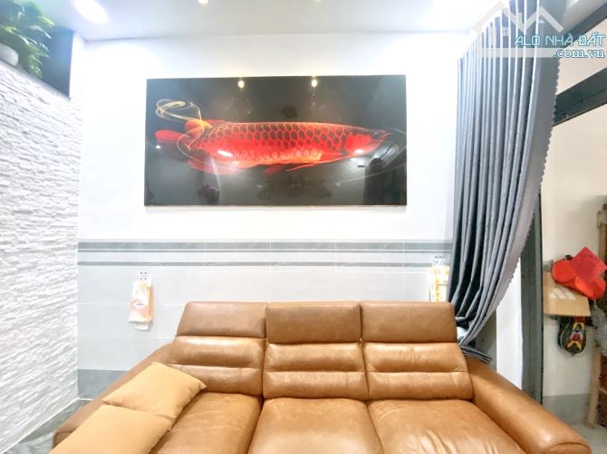 ĐỊNH CƯ BÁN GẤP - NGAY LÃ XUÂN OAI, LÊ VĂN VIỆT - Ô TÔ TRÁNH - 2 TẦNG 90M2 - NHỈNH 8 TY - 6