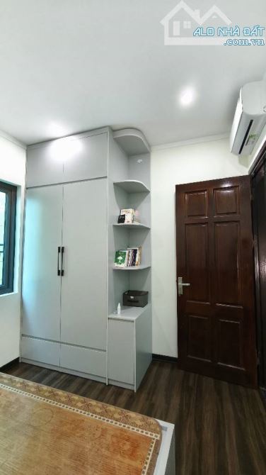 Chính chủ muốn bán căn nhà phố Bà Triệu - Hà Đông - Oto vào  - 42m2 - 4 tầng - Giá 7.4 tỷ - 6