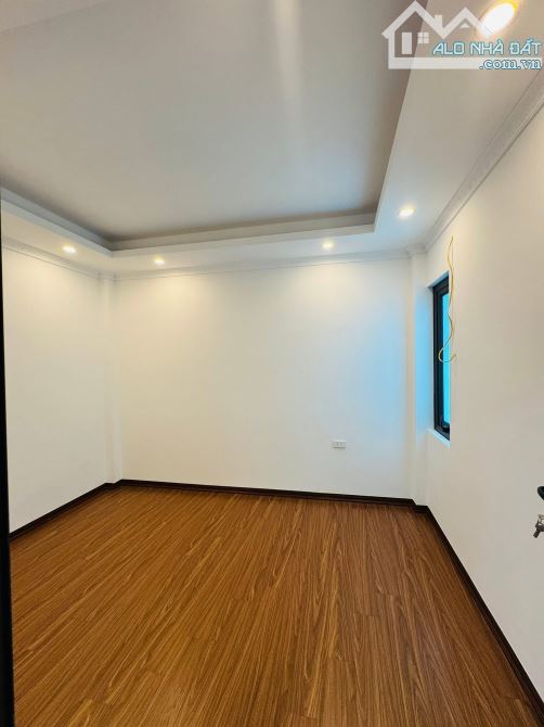 BÁN NHÀ DÒNG TIỀN VĨNH TUY HAI BÀ TRƯNG 73m 5 TẦNG MẶT TIỀN 4.8m