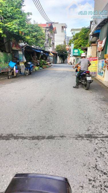 GIẢM CỰC SỐC 650tr_Mặt Phố- Trung Tâm Thúy Lĩnh- 2 tầng xã 50m- Ở Kinh Doanh Tấp Nập - 6