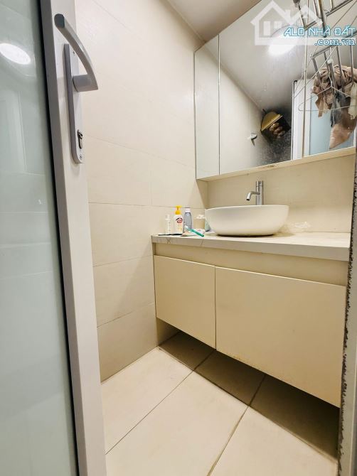 PHÂN LÔ DƯƠNG QUẢNG HÀM 50M2 GIÁ 18.3 TỶ – LÔ GÓC 2 MẶT Ô TÔ – NHÀ 5 TẦNG ĐẸP Ở NGAY - 6
