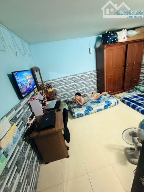 💓 SIÊU PHẨM – DÒNG TIỀN – GIÁP MẶT TIỀN HUỲNH TẤN PHÁT – QUẬN 7 🏠 DT:(27m²) giá chỉ 3.4 - 6