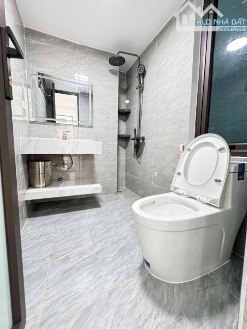 Bán nhà Bạch Mai 20/25m2, 5T, mt 3.7m lô góc, ngõ rộng, kinh doanh nhỏ. Giá 7.3 tỷ có TL