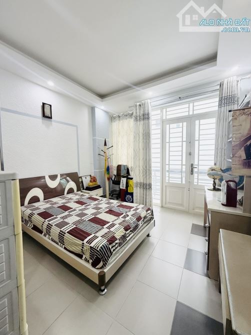 🏡PHẠM VIẾT CHÁNH Q1 - KHU KHÔNG CÓ NHÀ BÁN – 4 TẦNG MỚI ĐẸP – CÁCH Ô TÔ ĐỖ 5M – CHỈ 12.XX - 7