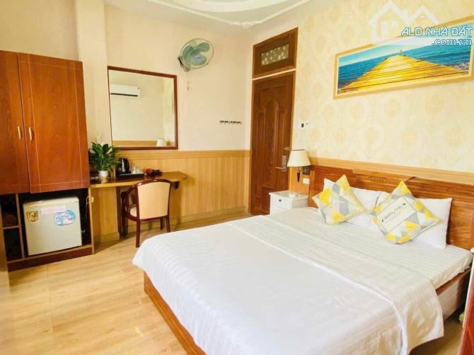 Khách sạn dòng tiền lãi suất 12% Khu Tên Lửa, 138m2 7 tầng thang máy 23 phòng - 9