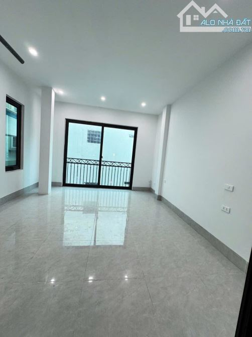 Bán nhà Bạch Mai 20/25m2, 5T, mt 3.7m lô góc, ngõ rộng, kinh doanh nhỏ. Giá 7.3 tỷ có TL