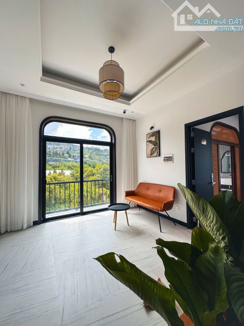 Biệt thự Đà Lạt 255m2 Đã Hoàn Công, 23,5 tỷ, 6PN, Phong cách inochi, cách chợ 2km - 9
