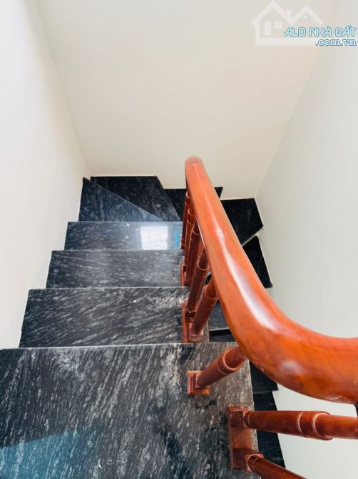 BÁN NHÀ DÒNG TIỀN VĨNH TUY HAI BÀ TRƯNG 73m 5 TẦNG MẶT TIỀN 4.8m