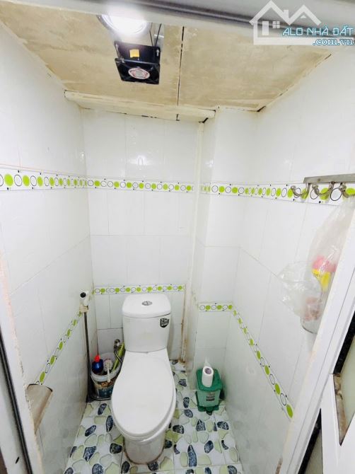 💓 SIÊU PHẨM – DÒNG TIỀN – GIÁP MẶT TIỀN HUỲNH TẤN PHÁT – QUẬN 7 🏠 DT:(27m²) giá chỉ 3.4 - 9