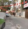 Bán nhà Đường Láng,Đống Đa - 50m2x5T - mặt tiền 5,2m - oto vào nhà - vị trí VIP - 18 tỷ