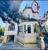 Biệt thự sân vườn Đà Lạt 435m2, 22 tỷ, Triệu Việt Vương, 11PN, cách chợ Đà Lạt 1km