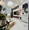 TRƯƠNG ĐỊNH , 42M² , ĐẦY ĐỦ NỘI THẤT , 3 GÁC ĐỖ CỬA , GẦN PHỐ , MẶT TIỀN 4,5M , 7,89 TỶ
