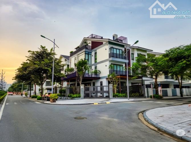 BIỆT THỰ VIP GẦN MỸ ĐÌNH - LÔ GÓC – 2 MẶT TIỀN – GẦN CÔNG VIÊN – AN SINH TUYỆT VỜI