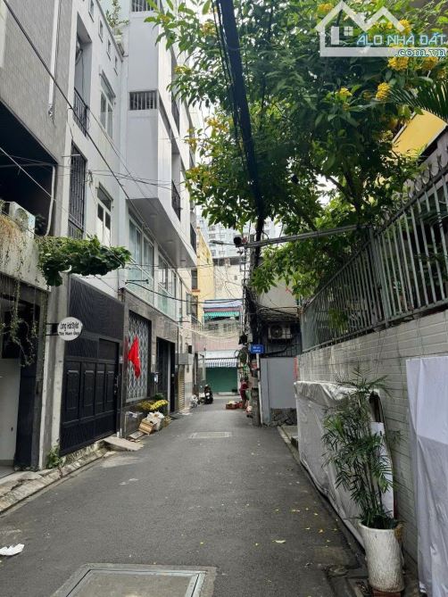 Bán nhà HXH ngay Phan Xích Long ,p7 ,Phú nhuận .DT:63m2 .2 tầng .8.6  tỷ (TL)