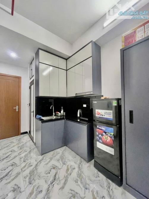 CHỈ 271 TRIỆU M CÓ NHÀ PHAN KẾ BÍNH CCMN DÒNG TIỀN 70M 7 TẦNG MT 4.5M GIÁ 19 TỶ
