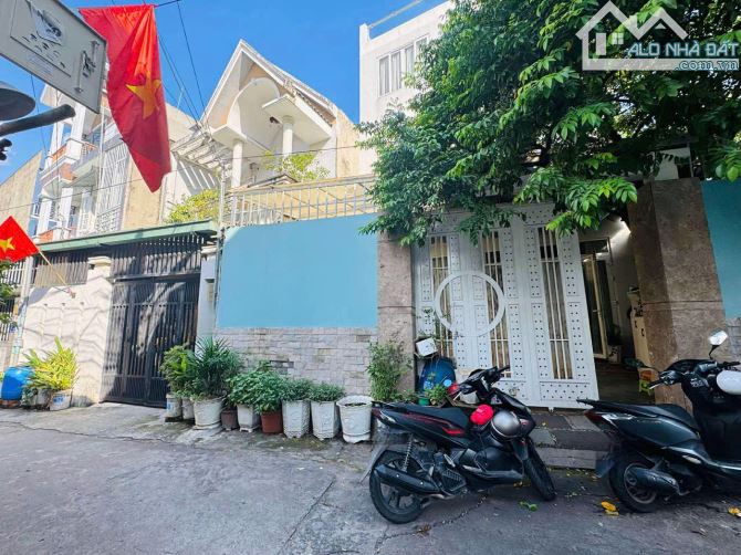 Villa Mini 4 Tầng BTCT – 82m², Ngang 7m, Góc 2 Mặt Tiền – Linh Xuân Thủ Đức – Ô Tô Vào